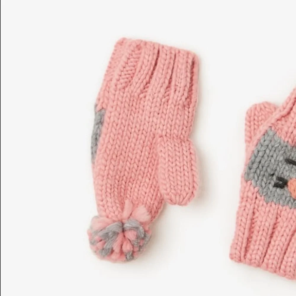 Zara Baby NWT Cat Appliqué Mittens 12-24 Months